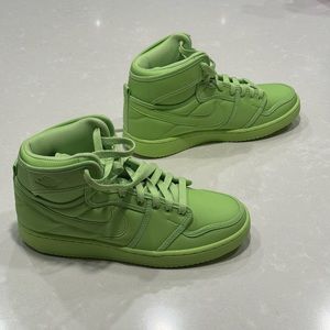 Billie Eilish x air jordan sneakers size 8 US womens - New (no tags/box)